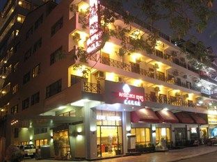Lux Riverside & 4*