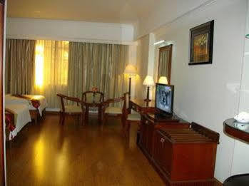 Hotel Lux Riverside & Phnom Penh